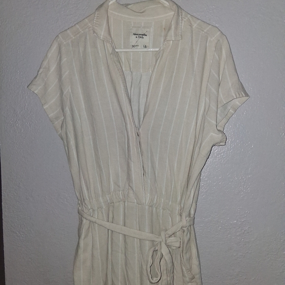 Abercrombie & Fitch Linen Blend Cream And White Striped Utility Jumpsuit XL - Picture 2 of 8